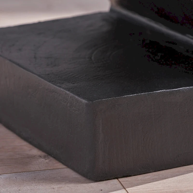 Table d'appoint Max en béton léger pour l'extérieur