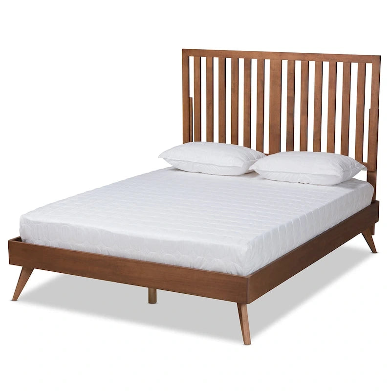 Lit plateforme en bois à finition noyer marron Saki Mid-Century Modern