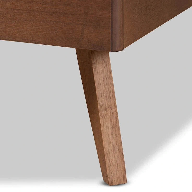 Lit plateforme en bois à finition noyer marron Saki Mid-Century Modern