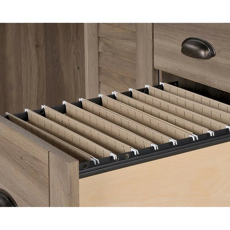 Bureau informatique avec huche